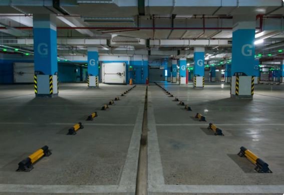 How Do Multi-Level Parking Garages Work?